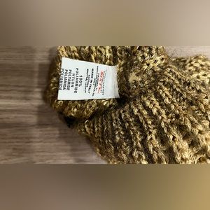 Knit beanie hat (color:Gold)